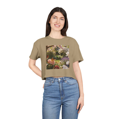 Floral Garden Print - Cropped Tee